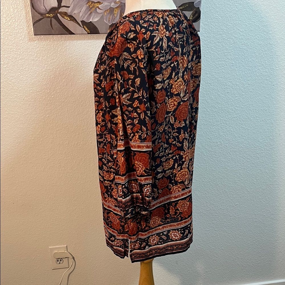 NWOT Lucky Brand Boho Floral Tie-Neck Peasant Top - Black & Rust - Picture 7 of 8